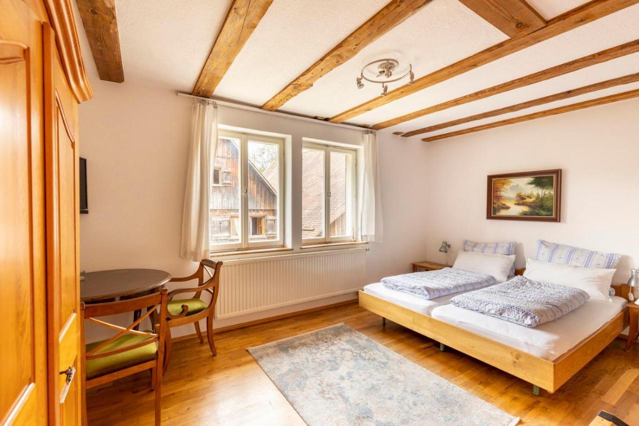 Bio Hofgut Wiggenweiler Apartment Bermatingen ภายนอก รูปภาพ