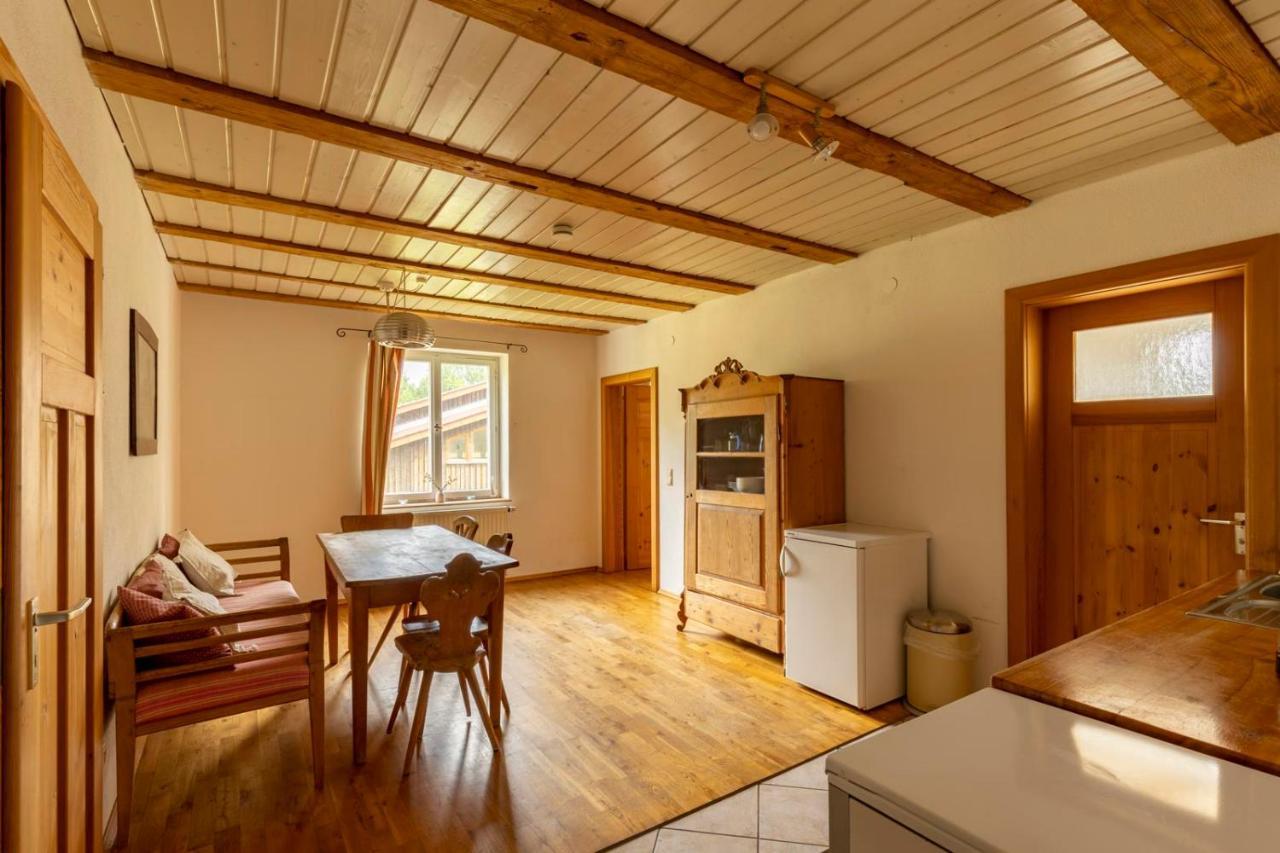 Bio Hofgut Wiggenweiler Apartment Bermatingen ภายนอก รูปภาพ