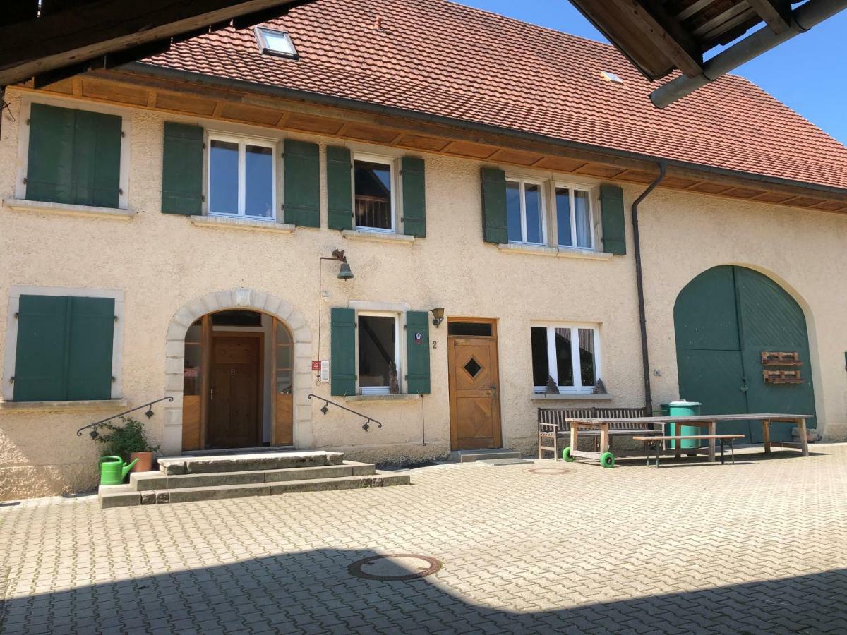 Bio Hofgut Wiggenweiler Apartment Bermatingen ภายนอก รูปภาพ